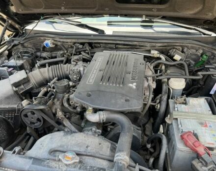 Черный Мицубиси Паджеро Спорт, объемом двигателя 3 л и пробегом 400 тыс. км за 6500 $, фото 11 на Automoto.ua