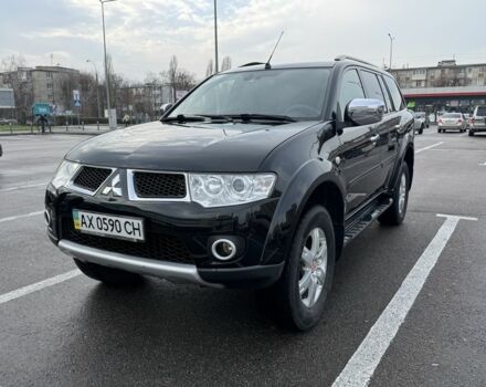Черный Мицубиси Паджеро Спорт, объемом двигателя 2.5 л и пробегом 219 тыс. км за 12000 $, фото 1 на Automoto.ua