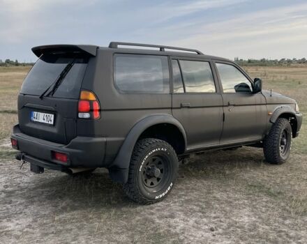 Чорний Міцубісі Паджеро Спорт, об'ємом двигуна 0 л та пробігом 405 тис. км за 2499 $, фото 2 на Automoto.ua