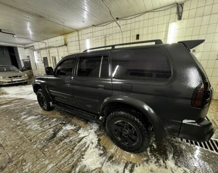 Черный Мицубиси Паджеро Спорт, объемом двигателя 3 л и пробегом 420 тыс. км за 4500 $, фото 5 на Automoto.ua