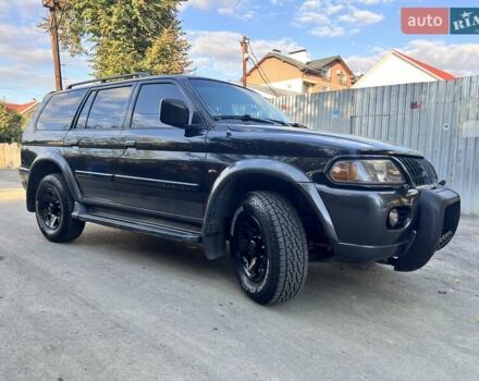 Черный Мицубиси Паджеро Спорт, объемом двигателя 3 л и пробегом 430 тыс. км за 9777 $, фото 2 на Automoto.ua