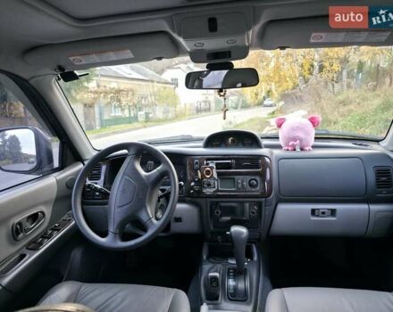 Чорний Міцубісі Паджеро Спорт, об'ємом двигуна 2.97 л та пробігом 126 тис. км за 10500 $, фото 10 на Automoto.ua