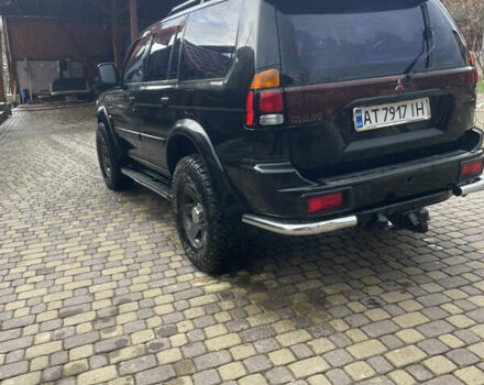 Черный Мицубиси Паджеро Спорт, объемом двигателя 3 л и пробегом 305 тыс. км за 7200 $, фото 3 на Automoto.ua