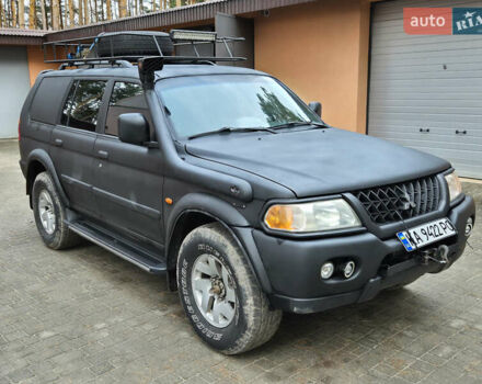 Черный Мицубиси Паджеро Спорт, объемом двигателя 2.97 л и пробегом 375 тыс. км за 6450 $, фото 7 на Automoto.ua