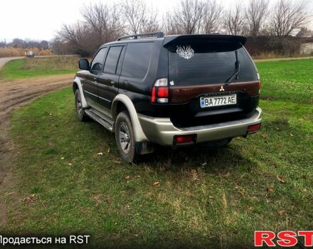Чорний Міцубісі Паджеро Спорт, об'ємом двигуна 3 л та пробігом 383 тис. км за 7000 $, фото 6 на Automoto.ua