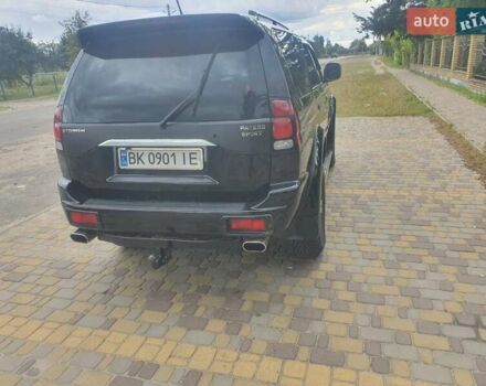 Чорний Міцубісі Паджеро Спорт, об'ємом двигуна 3 л та пробігом 349 тис. км за 9100 $, фото 12 на Automoto.ua
