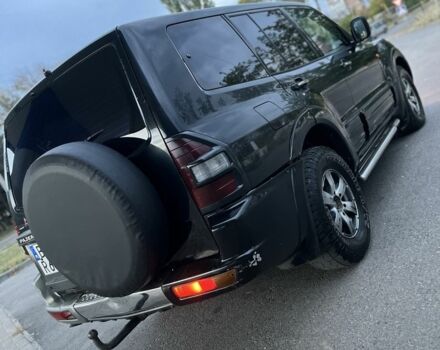 Чорний Міцубісі Паджеро Спорт, об'ємом двигуна 3.2 л та пробігом 200 тис. км за 3700 $, фото 3 на Automoto.ua