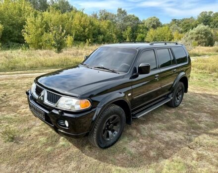 Черный Мицубиси Паджеро Спорт, объемом двигателя 3 л и пробегом 250 тыс. км за 8300 $, фото 3 на Automoto.ua