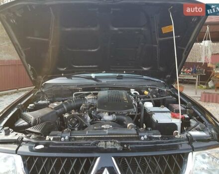 Черный Мицубиси Паджеро Спорт, объемом двигателя 3 л и пробегом 176 тыс. км за 8950 $, фото 33 на Automoto.ua