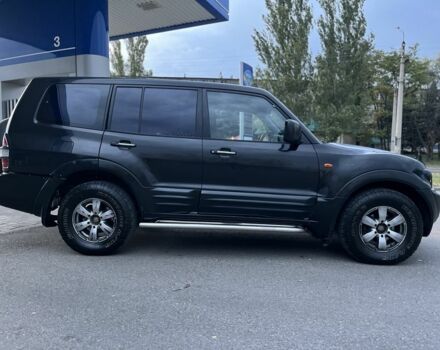 Чорний Міцубісі Паджеро Спорт, об'ємом двигуна 3.2 л та пробігом 200 тис. км за 3700 $, фото 2 на Automoto.ua