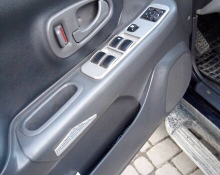 Чорний Міцубісі Паджеро Спорт, об'ємом двигуна 2.5 л та пробігом 209 тис. км за 8300 $, фото 7 на Automoto.ua