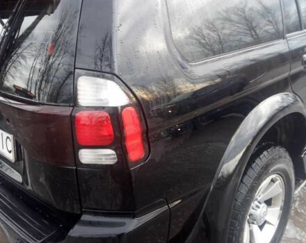 Чорний Міцубісі Паджеро Спорт, об'ємом двигуна 2.5 л та пробігом 209 тис. км за 8300 $, фото 4 на Automoto.ua