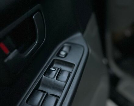 Чорний Міцубісі Паджеро Спорт, об'ємом двигуна 3.2 л та пробігом 200 тис. км за 3700 $, фото 9 на Automoto.ua