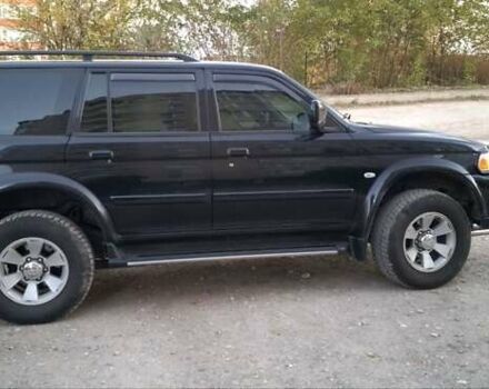 Чорний Міцубісі Паджеро Спорт, об'ємом двигуна 2.97 л та пробігом 215 тис. км за 7500 $, фото 8 на Automoto.ua