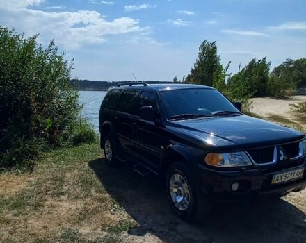 Чорний Міцубісі Паджеро Спорт, об'ємом двигуна 0 л та пробігом 150 тис. км за 9000 $, фото 6 на Automoto.ua