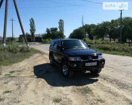 Чорний Міцубісі Паджеро Спорт, об'ємом двигуна 2.97 л та пробігом 250 тис. км за 10000 $, фото 4 на Automoto.ua