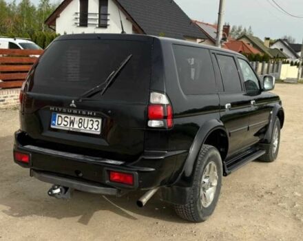 Чорний Міцубісі Паджеро Спорт, об'ємом двигуна 2.5 л та пробігом 308 тис. км за 4800 $, фото 3 на Automoto.ua