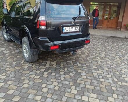 Чорний Міцубісі Паджеро Спорт, об'ємом двигуна 2.5 л та пробігом 275 тис. км за 9300 $, фото 1 на Automoto.ua