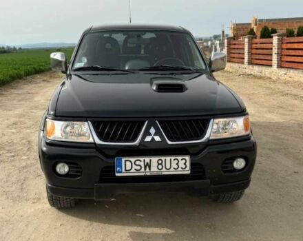 Чорний Міцубісі Паджеро Спорт, об'ємом двигуна 2.5 л та пробігом 308 тис. км за 4800 $, фото 2 на Automoto.ua