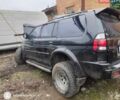 Чорний Міцубісі Паджеро Спорт, об'ємом двигуна 2.97 л та пробігом 247 тис. км за 3900 $, фото 1 на Automoto.ua