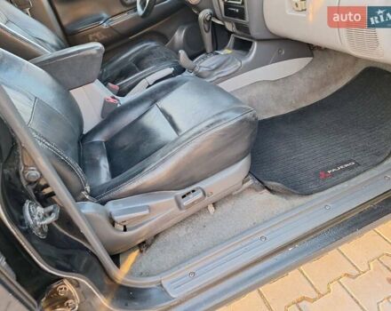 Чорний Міцубісі Паджеро Спорт, об'ємом двигуна 3 л та пробігом 417 тис. км за 6500 $, фото 32 на Automoto.ua