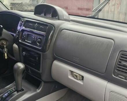 Чорний Міцубісі Паджеро Спорт, об'ємом двигуна 2.97 л та пробігом 195 тис. км за 9400 $, фото 2 на Automoto.ua