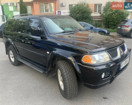Чорний Міцубісі Паджеро Спорт, об'ємом двигуна 2.97 л та пробігом 334 тис. км за 7300 $, фото 12 на Automoto.ua