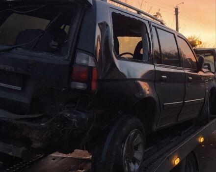 Черный Мицубиси Паджеро Спорт, объемом двигателя 3 л и пробегом 390 тыс. км за 3000 $, фото 2 на Automoto.ua