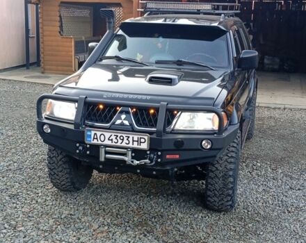 Чорний Міцубісі Паджеро Спорт, об'ємом двигуна 2.5 л та пробігом 279 тис. км за 13000 $, фото 3 на Automoto.ua