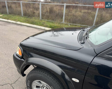 Черный Мицубиси Паджеро Спорт, объемом двигателя 3 л и пробегом 240 тыс. км за 8500 $, фото 6 на Automoto.ua