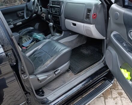 Чорний Міцубісі Паджеро Спорт, об'ємом двигуна 3 л та пробігом 238 тис. км за 8500 $, фото 6 на Automoto.ua