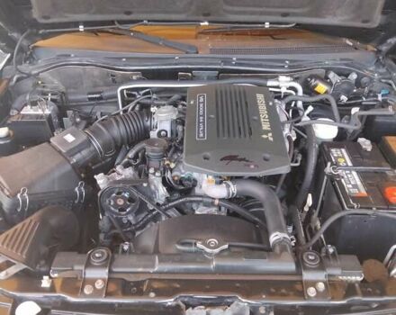 Мицубиси Паджеро Спорт 2007 в Харькове на Automoto.ua Черный Мицубиси Паджеро Спорт, объемом двигателя 3 л и пробегом 165 тыс. км за 15000 $, фото 9 на Automoto.ua