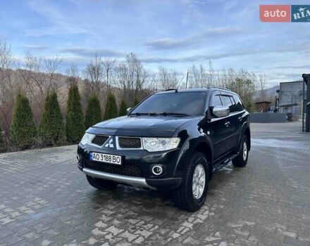 Чорний Міцубісі Паджеро Спорт, об'ємом двигуна 2.48 л та пробігом 245 тис. км за 12500 $, фото 1 на Automoto.ua