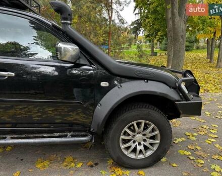 Мицубиси Паджеро Спорт 2010 в Киеве на Automoto.ua Черный Мицубиси Паджеро Спорт, объемом двигателя 2.5 л и пробегом 334 тыс. км за 13790 $, фото 5 на Automoto.ua