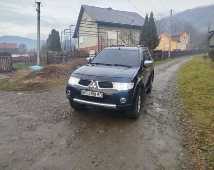 Черный Мицубиси Паджеро Спорт, объемом двигателя 2.5 л и пробегом 240 тыс. км за 12650 $, фото 3 на Automoto.ua