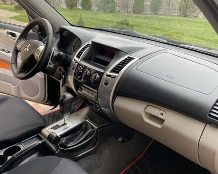 Черный Мицубиси Паджеро Спорт, объемом двигателя 2.5 л и пробегом 154 тыс. км за 13850 $, фото 11 на Automoto.ua