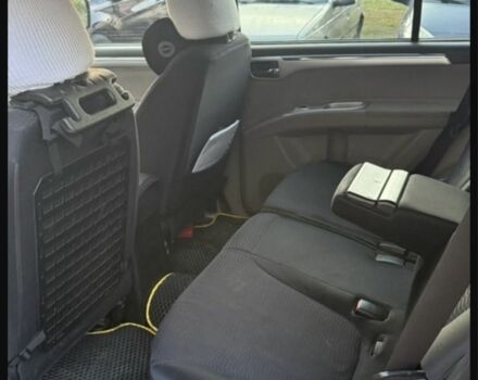 Чорний Міцубісі Паджеро Спорт, об'ємом двигуна 2.5 л та пробігом 250 тис. км за 14000 $, фото 6 на Automoto.ua