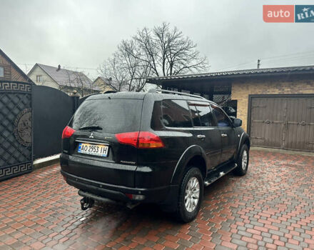 Чорний Міцубісі Паджеро Спорт, об'ємом двигуна 2.48 л та пробігом 200 тис. км за 13500 $, фото 6 на Automoto.ua
