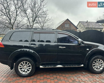 Чорний Міцубісі Паджеро Спорт, об'ємом двигуна 2.48 л та пробігом 200 тис. км за 13500 $, фото 8 на Automoto.ua
