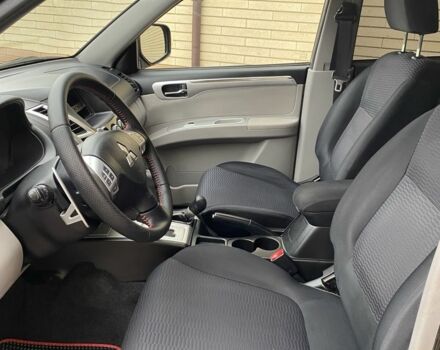 Черный Мицубиси Паджеро Спорт, объемом двигателя 2.5 л и пробегом 154 тыс. км за 13850 $, фото 12 на Automoto.ua