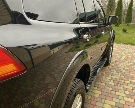 Черный Мицубиси Паджеро Спорт, объемом двигателя 2.5 л и пробегом 154 тыс. км за 13850 $, фото 16 на Automoto.ua