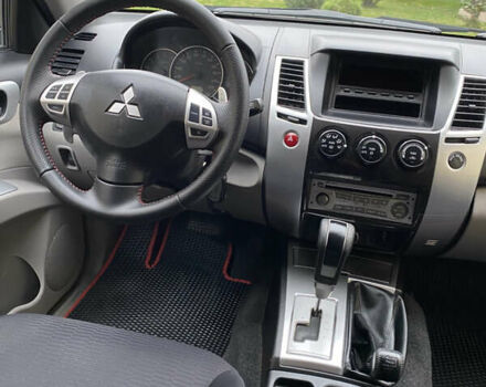 Черный Мицубиси Паджеро Спорт, объемом двигателя 2.5 л и пробегом 154 тыс. км за 13850 $, фото 58 на Automoto.ua