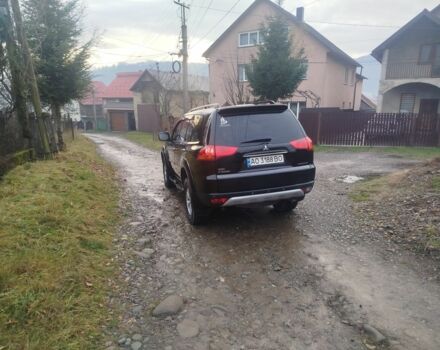 Черный Мицубиси Паджеро Спорт, объемом двигателя 2.5 л и пробегом 240 тыс. км за 12650 $, фото 2 на Automoto.ua