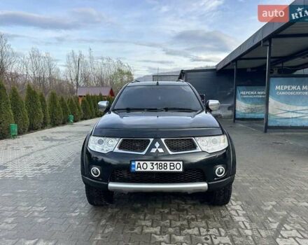 Чорний Міцубісі Паджеро Спорт, об'ємом двигуна 2.48 л та пробігом 245 тис. км за 12500 $, фото 5 на Automoto.ua