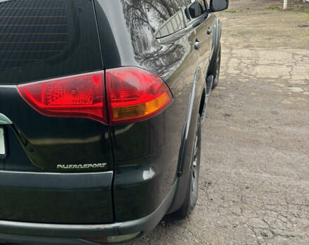 Черный Мицубиси Паджеро Спорт, объемом двигателя 2.5 л и пробегом 316 тыс. км за 10400 $, фото 3 на Automoto.ua