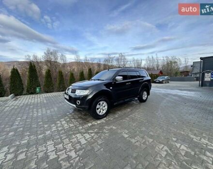 Чорний Міцубісі Паджеро Спорт, об'ємом двигуна 2.48 л та пробігом 245 тис. км за 12500 $, фото 2 на Automoto.ua
