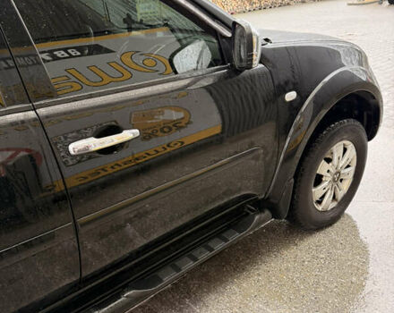 Чорний Міцубісі Паджеро Спорт, об'ємом двигуна 2.48 л та пробігом 225 тис. км за 14799 $, фото 4 на Automoto.ua