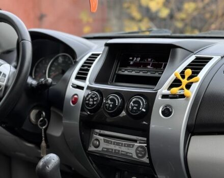 Черный Мицубиси Паджеро Спорт, объемом двигателя 2.5 л и пробегом 219 тыс. км за 12200 $, фото 15 на Automoto.ua