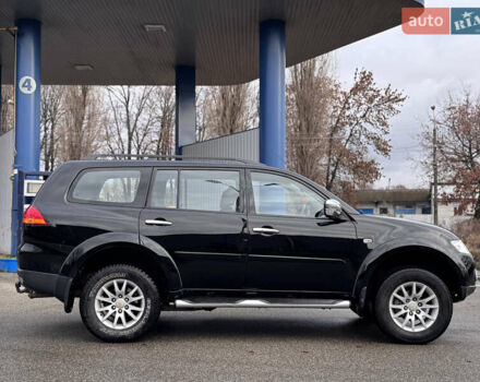 Черный Мицубиси Паджеро Спорт, объемом двигателя 2.5 л и пробегом 219 тыс. км за 12200 $, фото 12 на Automoto.ua