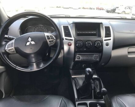 Черный Мицубиси Паджеро Спорт, объемом двигателя 2.5 л и пробегом 296 тыс. км за 11690 $, фото 5 на Automoto.ua